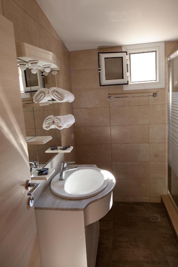Spyran Apartment Marantochori Exterior photo