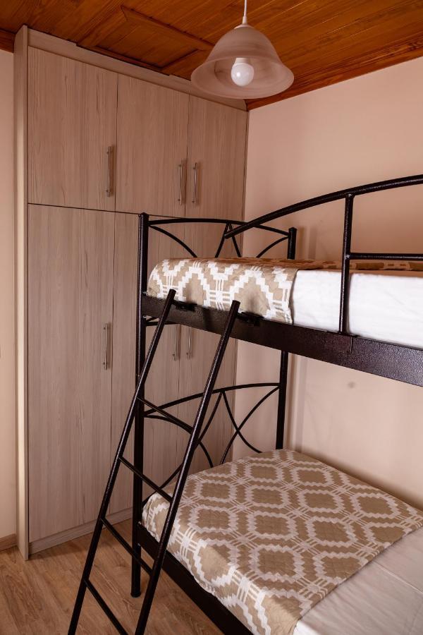 Spyran Apartment Marantochori Exterior photo